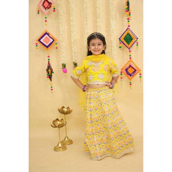 Girls Printed Ready To Wear Cotton Lehenga & Blouse With Dupatta