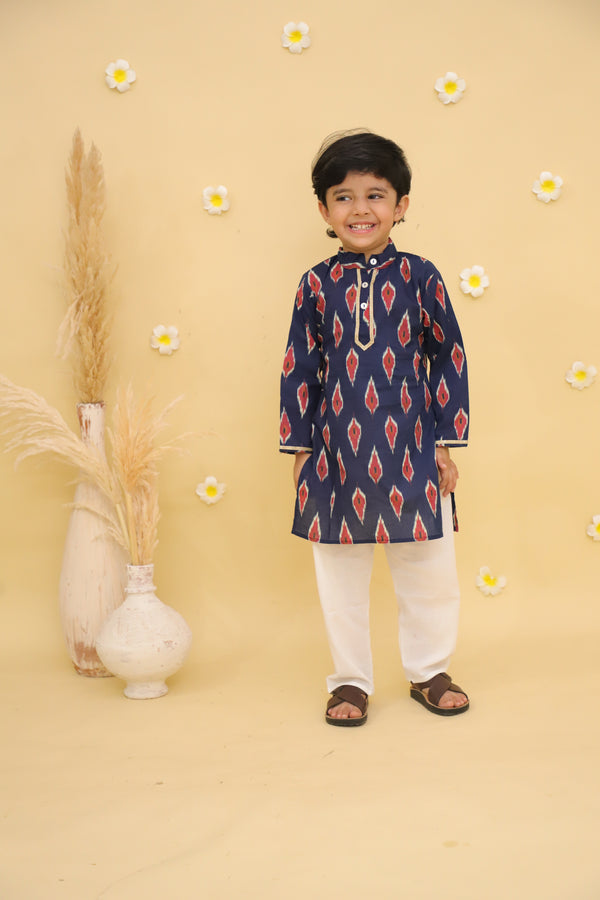 Boys Printed Pure Cotton Straight Kurta with Pyjamas