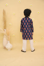 Boys Printed Pure Cotton Straight Kurta with Pyjamas