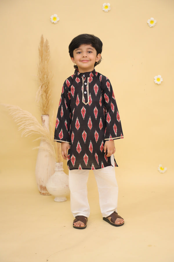 Boys Printed Pure Cotton Straight Kurta with Pyjamas